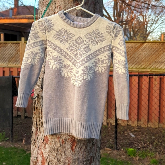 lulurain Other - COPY - Lulurain. Girls size 7-8 Sweater. Snow flake pattern. Rhinestone on snow…